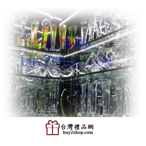 水晶獎盃-徽章-獎牌-獎座-榮耀獎牌獎盃-批發-琉璃獎座-運動獎牌-壓克力獎盃-獎盃製作-設計-獎章-臺北-台中-高雄-台南-台灣禮品網-客製化-品牌禮品-畢業